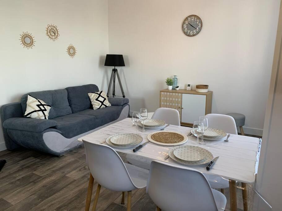 Appartement Renove A 200M De La Plage Шатлайон-Плаж Екстер'єр фото